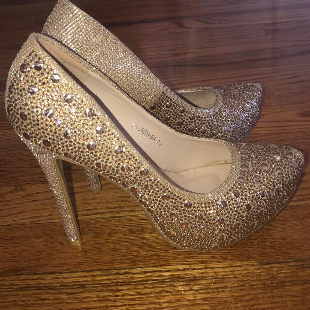 Women’s 7.5 Platform Heels